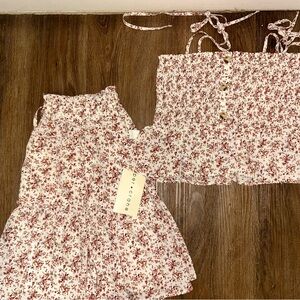 TJ Max (Paper-Crane) Floral Two-Piece Set with Ruffle Details